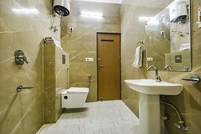 FabHotel Kavya Inn
