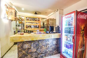 Fabhotel Seven Seas