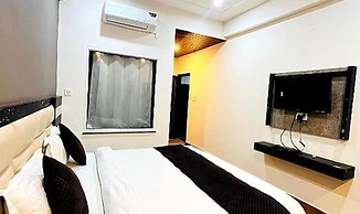 Fabhotel Sky Heights