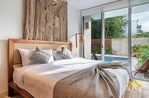 NHOA 101B 1BR Lux Pool access Aldea Zama
