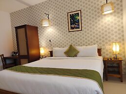 Hotel Aura by Woco Stays