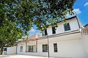 Hotel O Nawangwulan
