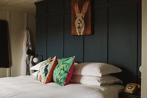 The Rabbit Hotel & Retreat