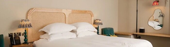 The Rabbit Hotel & Retreat