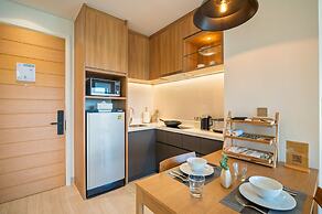 Laguna Lakeside Residences