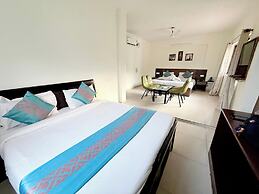 Shelton Blu Resort