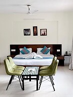Shelton Blu Resort