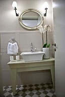 Melies Boutique Hotel