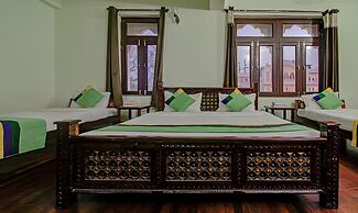 Utsav Vilas