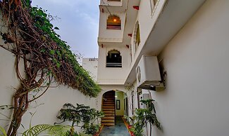 Utsav Vilas