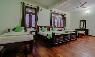 Utsav Vilas