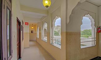 Utsav Vilas