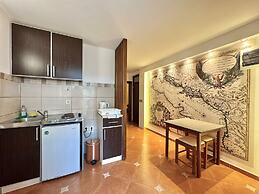 The Four Fish Apartments