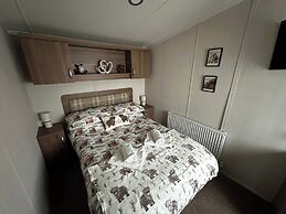 Luxury Caravan Escape by the Seaside, Port Seton