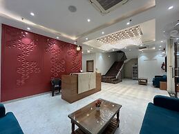 Hotel Satsang Grand