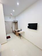Hotel Satsang Grand