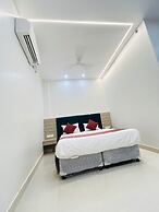 Hotel Satsang Grand