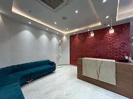 Hotel Satsang Grand