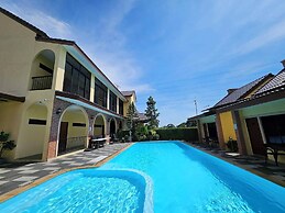 Cottage Pine Rayong