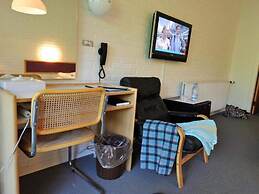 Lush Holiday Home With Furniture