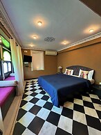 Mild Life Hostel Udaipur