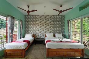 Dandeli Hill View Jungle Stay