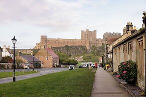 The Sunningdale Bamburgh