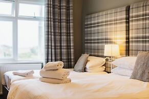 The Sunningdale Bamburgh
