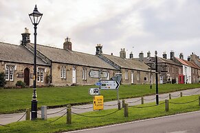 The Sunningdale Bamburgh