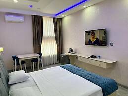 Starway Hotel