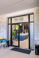 Mega Hostel
