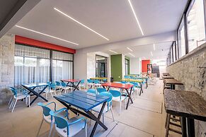 Mega Hostel