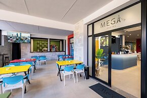 Mega Hostel