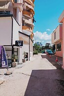 Mega Hostel