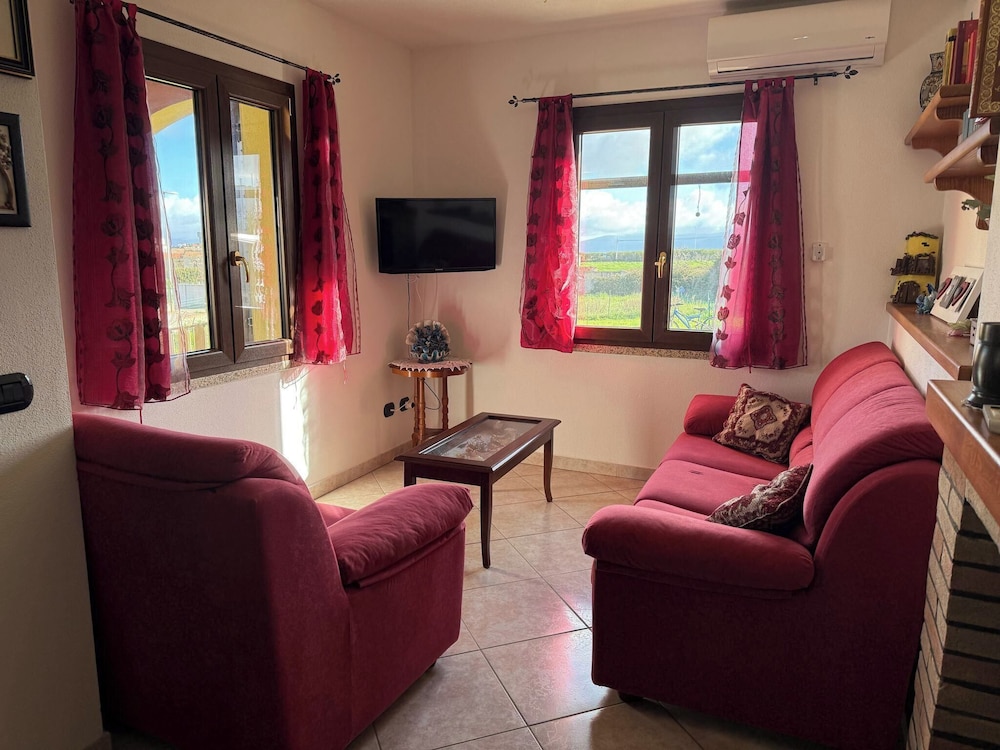 Family Villa Near Castelsardo With Garden