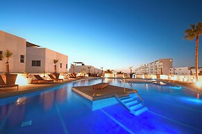 Condos Near Malecon Bay & Sunset Views