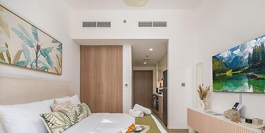 Pool View Studio 10mins From Dubai Mall