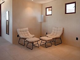 Beachfront Hotel Boutique DK
