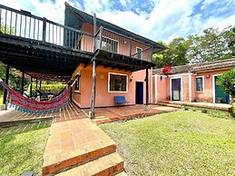 Casa Colonial privada vía Villeta Tobia