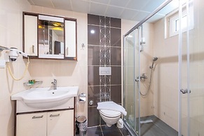 THELUNACİTY HOTEL
