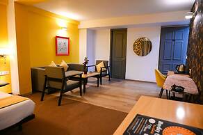 MY ONE HOTEL