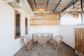 Villa New D'Bamboo by Plesirhatiyogja