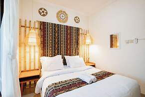 Villa New D'Bamboo by Plesirhatiyogja