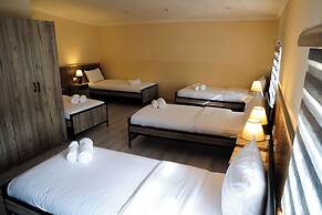 Gosty Hotel