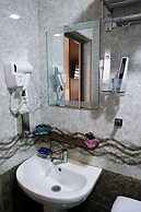 Gosty Hotel