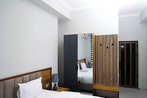 Gosty Hotel