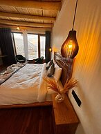 Yeti Resort Hunder