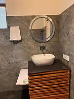 Yeti Resort Hunder