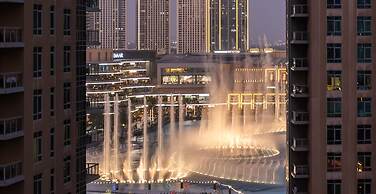 LUX  The Fountain View Suite