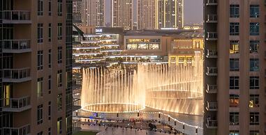 LUX  The Fountain View Suite